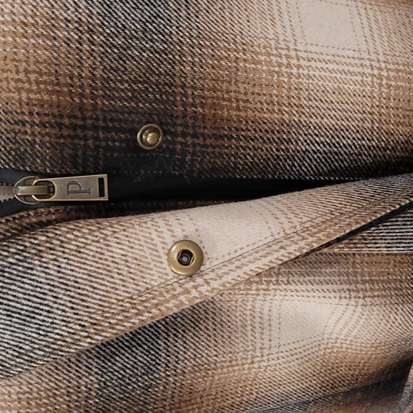 Pendleton plaid wool coat - Picture 9 of 12